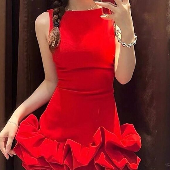 Red Elegant Women's Hem Mini Tank Sleeveless Round Neck Slim Dress - Picture 2 of 5